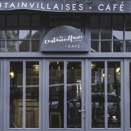 Les Coutainvillaises Hotel