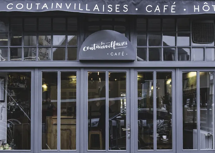 Les Coutainvillaises Hotel