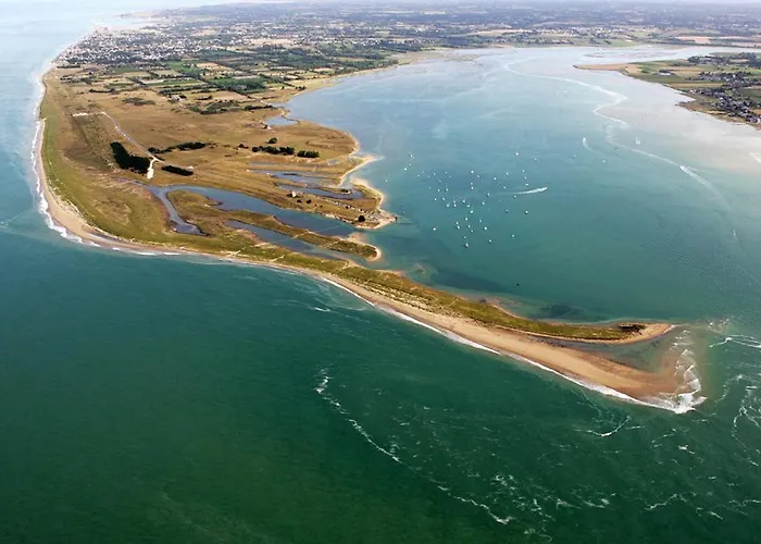 Les Coutainvillaises Hotel 3*